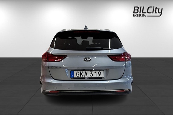 Kia Ceed 5 of 15