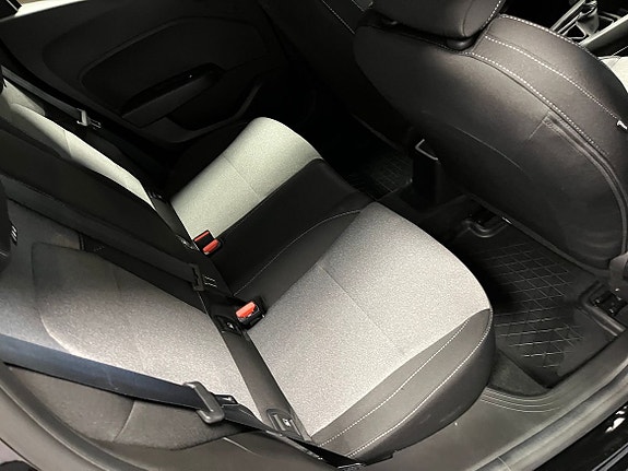 Renault Clio 7 of 17