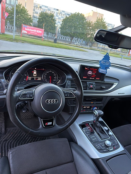 Audi A7 10 of 14