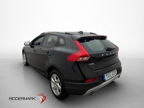 Volvo V40 Cross Country 4 of 29