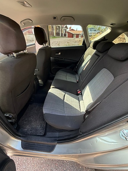 Kia Ceed 6 of 10