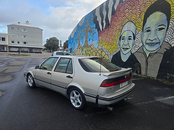 Saab 9000 3 of 10