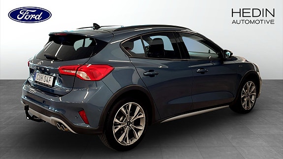 Ford Focus 2 of 16