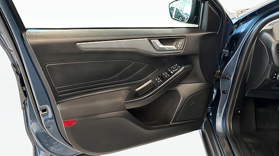 Ford Focus 11 of 16