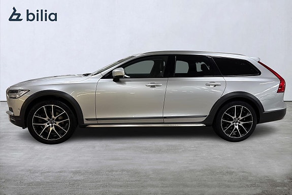 Volvo V90 Cross Country 3 of 21