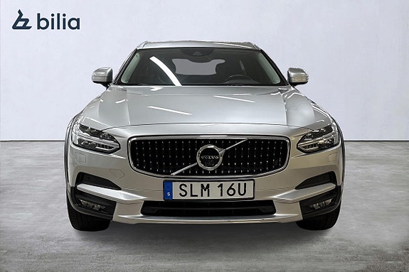 Volvo V90 Cross Country 6 of 21