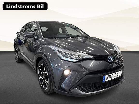 Toyota C-HR 3 of 23