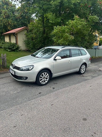 Volkswagen Golf VI 5 of 5