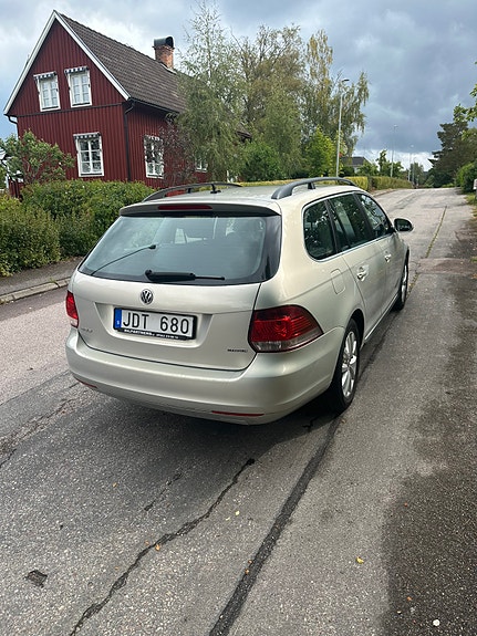 Volkswagen Golf VI 3 of 5
