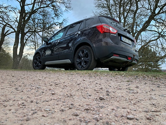 Suzuki S-Cross 8 of 8