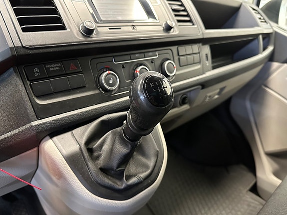 Volkswagen Transporter 20 of 24