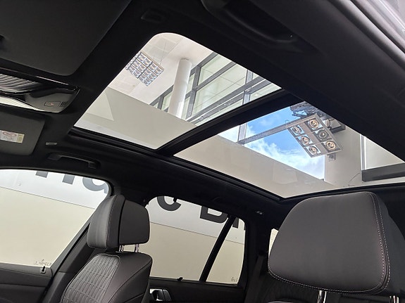 BMW X5 8 of 16