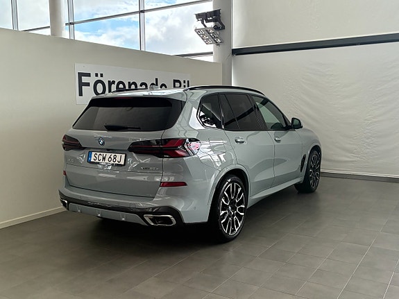 BMW X5 15 of 16