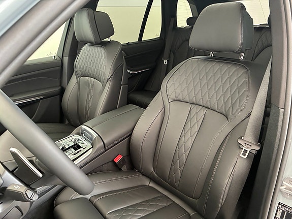 BMW X5 6 of 16