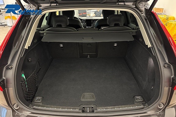 Volvo XC60 19 of 28