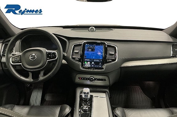 Volvo XC90 7 of 18