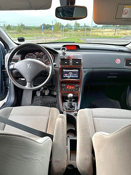 Peugeot 307 12 of 13