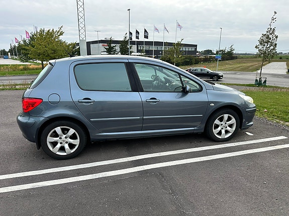 Peugeot 307 3 of 13