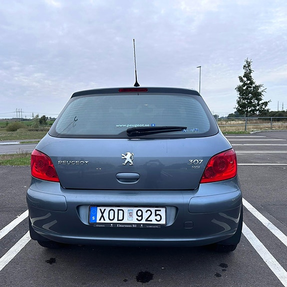 Peugeot 307 4 of 13