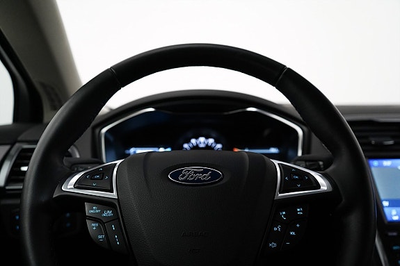 Ford Mondeo 9 of 25