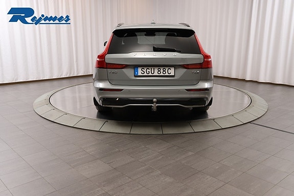 Volvo V60 16 of 24