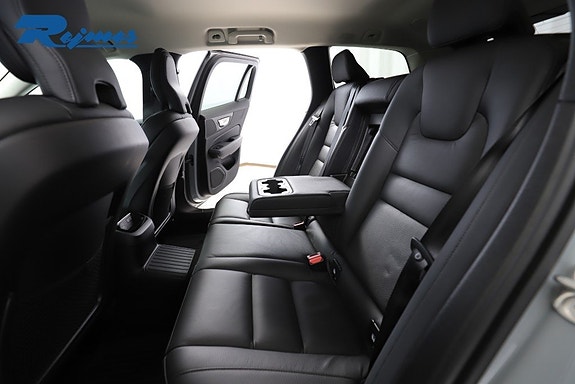 Volvo V60 9 of 24