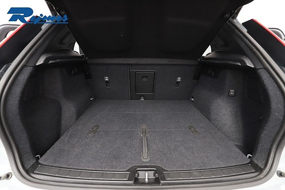 Volvo XC40 18 of 24