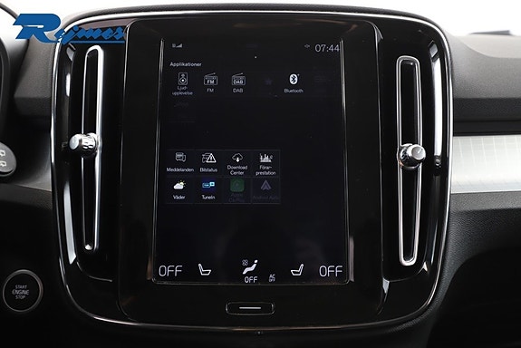 Volvo XC40 19 of 24