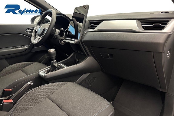 Renault Captur 5 of 18