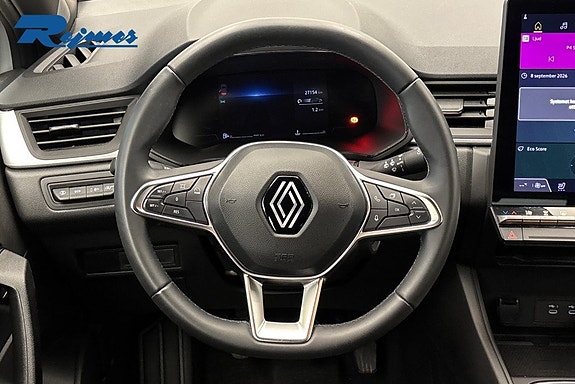 Renault Captur 8 of 18