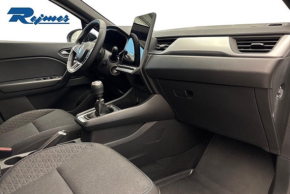 Renault Captur 5 of 18