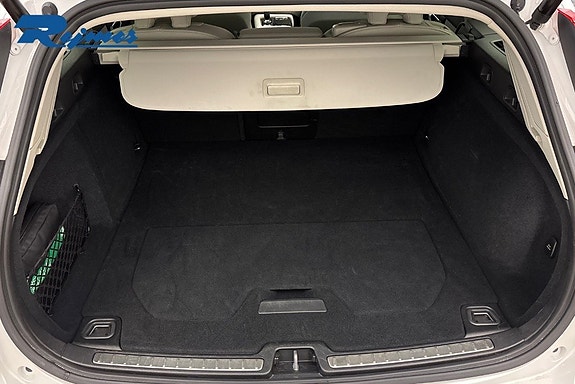 Volvo V60 16 of 22
