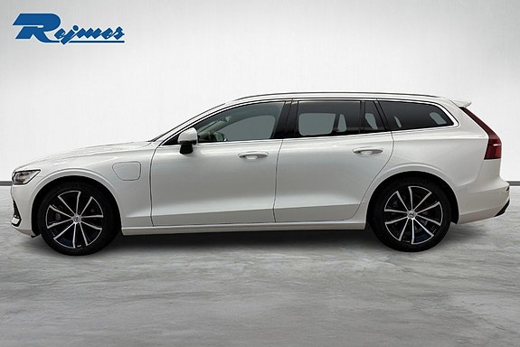Volvo V60 4 of 22