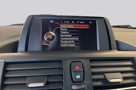BMW 118i 11 of 18
