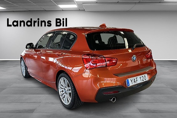BMW 118i 6 of 18