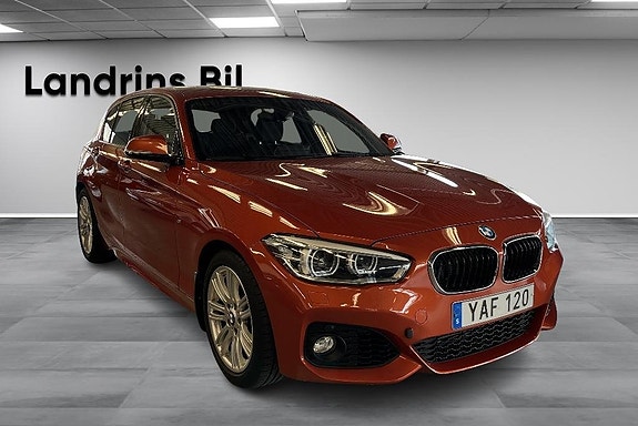 BMW 118i 3 of 18