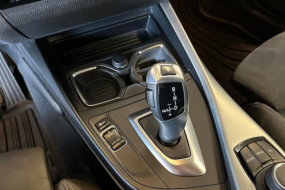 BMW 118i 12 of 18