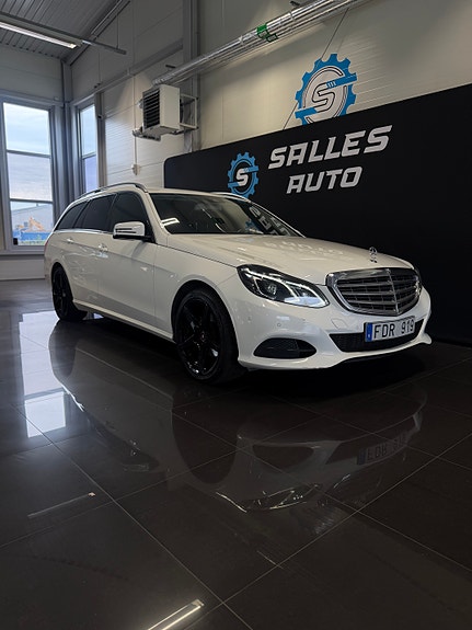 Mercedes-Benz E220 7 of 30