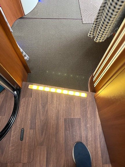 Carthago Chic E-Line i58 xl liner 15 of 30