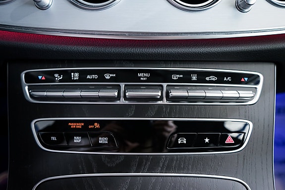 Mercedes-Benz E300 20 of 28