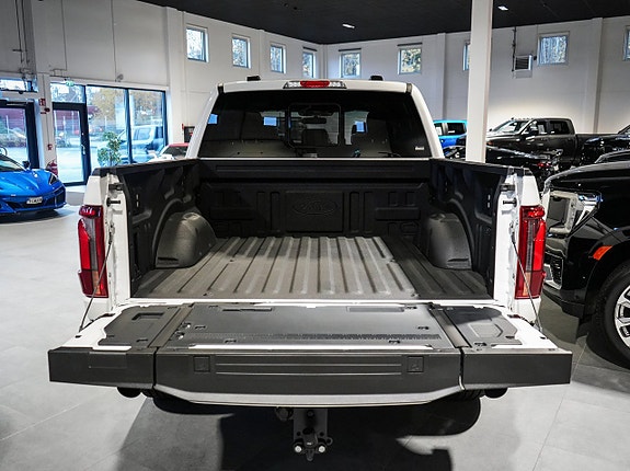Ford F-150 8 of 26