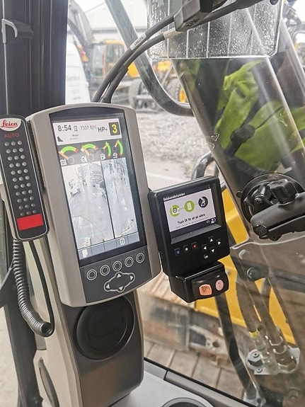 CAT 325 FL CR 6 of 16