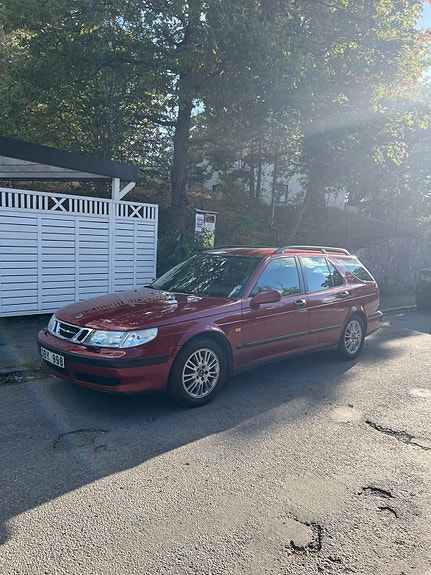 Saab 9-5 3 of 8