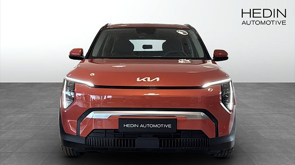 Kia EV3 6 of 12