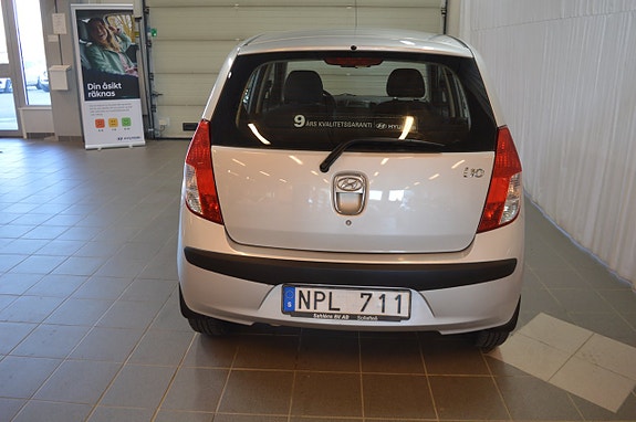 Hyundai i10 5 of 14