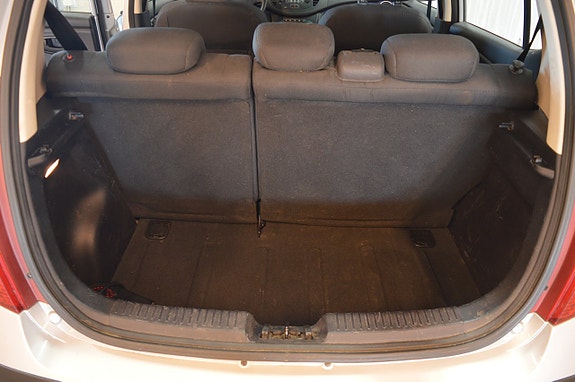Hyundai i10 14 of 14