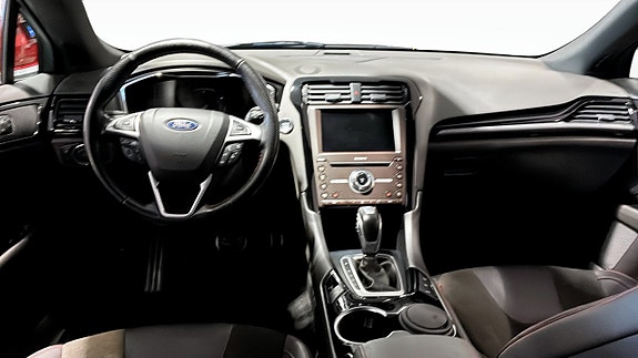 Ford Mondeo 4 of 9