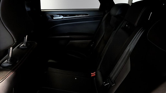 Ford Mondeo 5 of 9