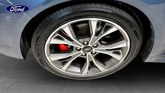 Ford Mondeo 9 of 9
