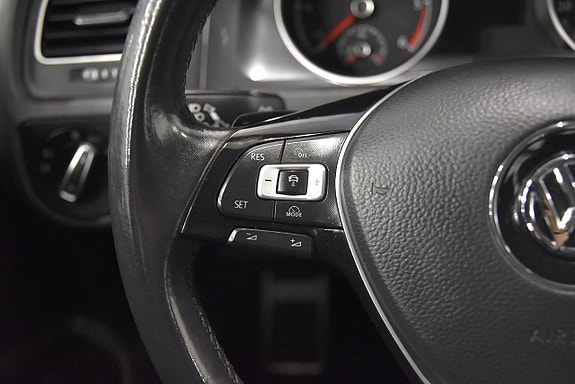 Volkswagen Golf Alltrack 10 of 19